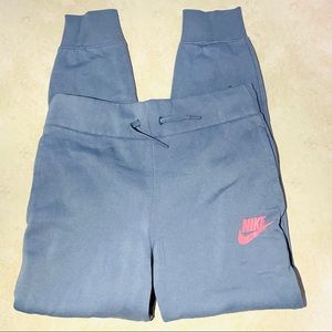 NIKE girls gray jogger sweatpants like new